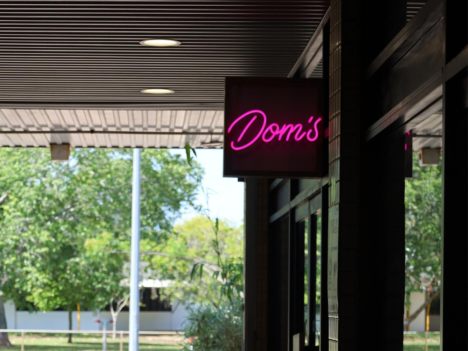 Dom's Bar