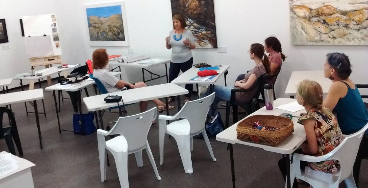 Darwin Visual Arts Association Darwin Visual Arts Association